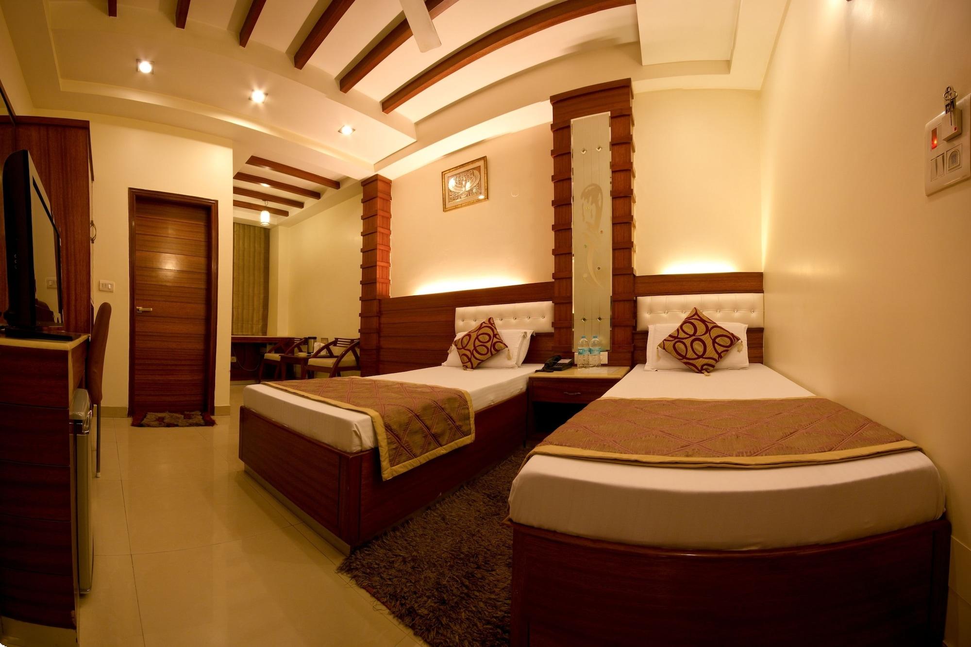 Hotel Aster Inn New Delhi Exterior foto