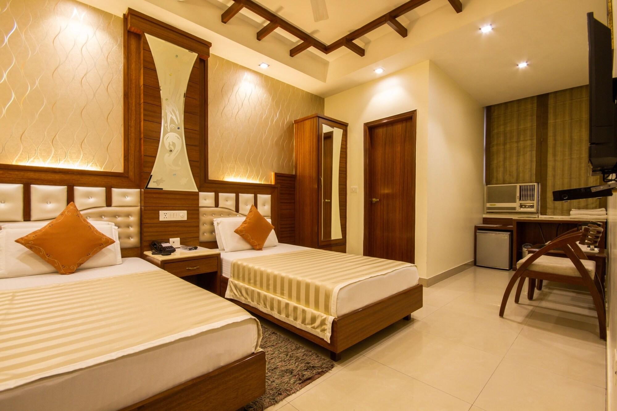 Hotel Aster Inn New Delhi Exterior foto