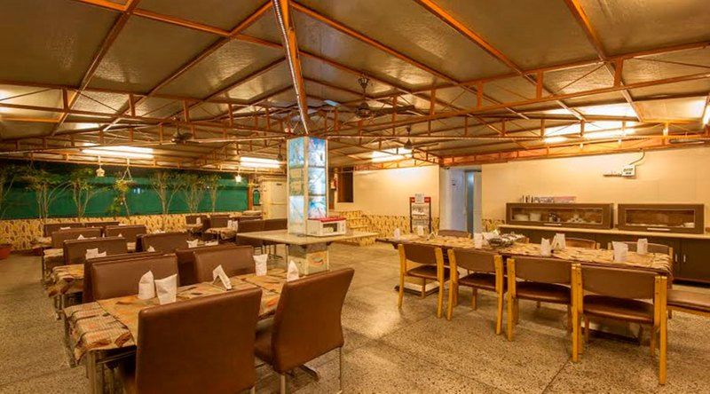 Hotel Aster Inn New Delhi Exterior foto
